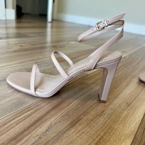 DSW Mix No. 6 Aliciana Sandal